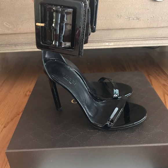 Gucci Rare Patent Buckle Strap Stilettos Size 35.5 - Picture 2 of 7